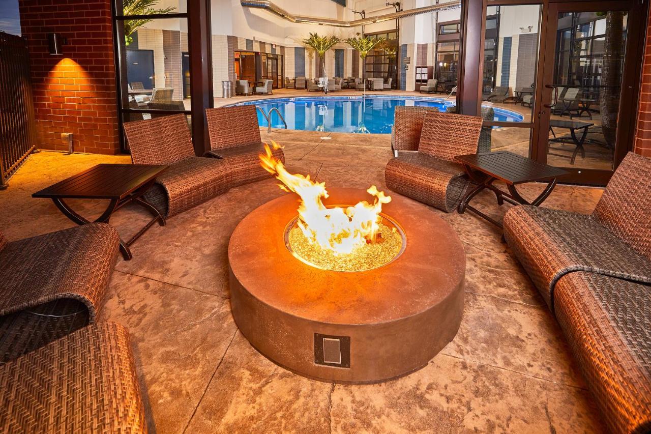 Livinn Hotel Cincinnati North/ Sharonville Exterior photo
